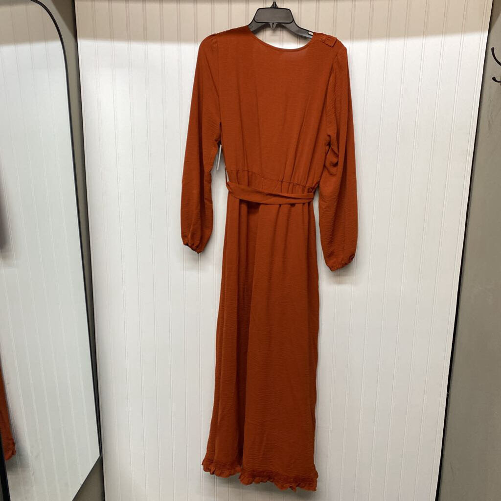 LONG SLEEVED LONG DRESS