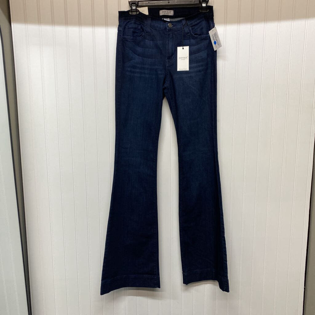 FLARED LEG JEANS