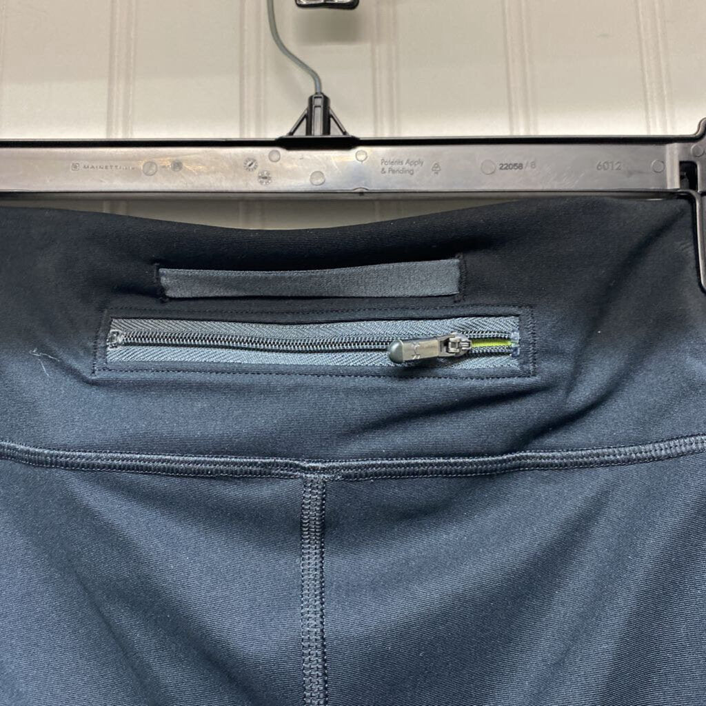 ATHLETIC CAPRIS