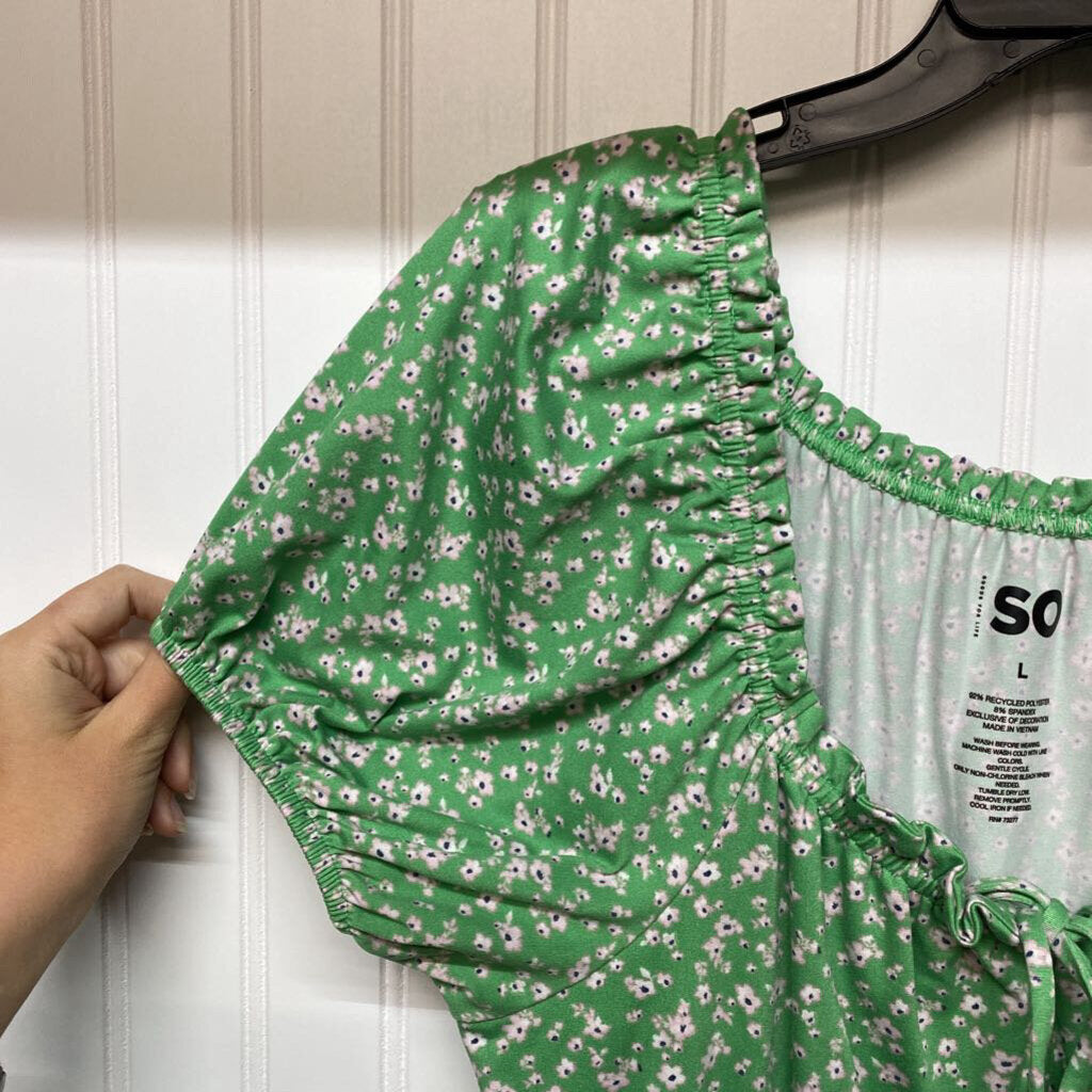 SHORT SLEEVED DRESS
