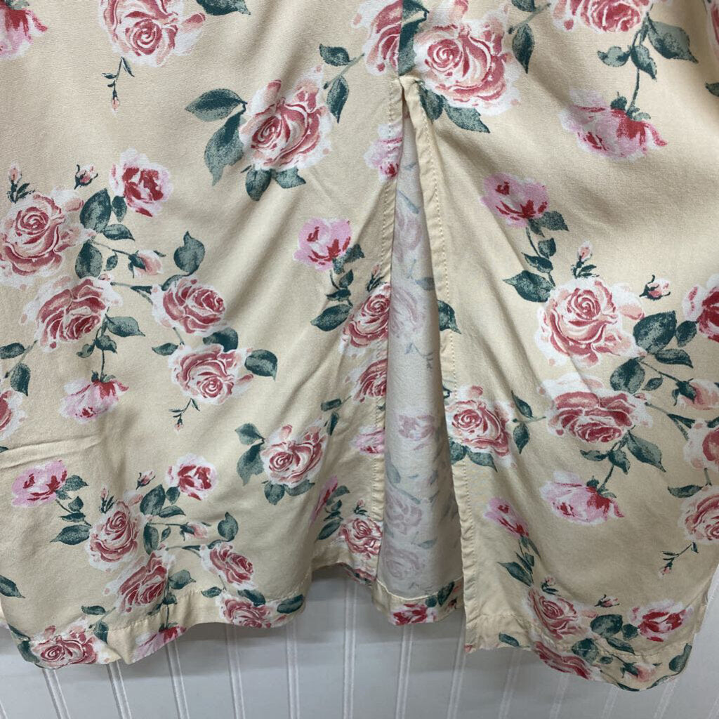 CREAM WITH PINK FLOWERS