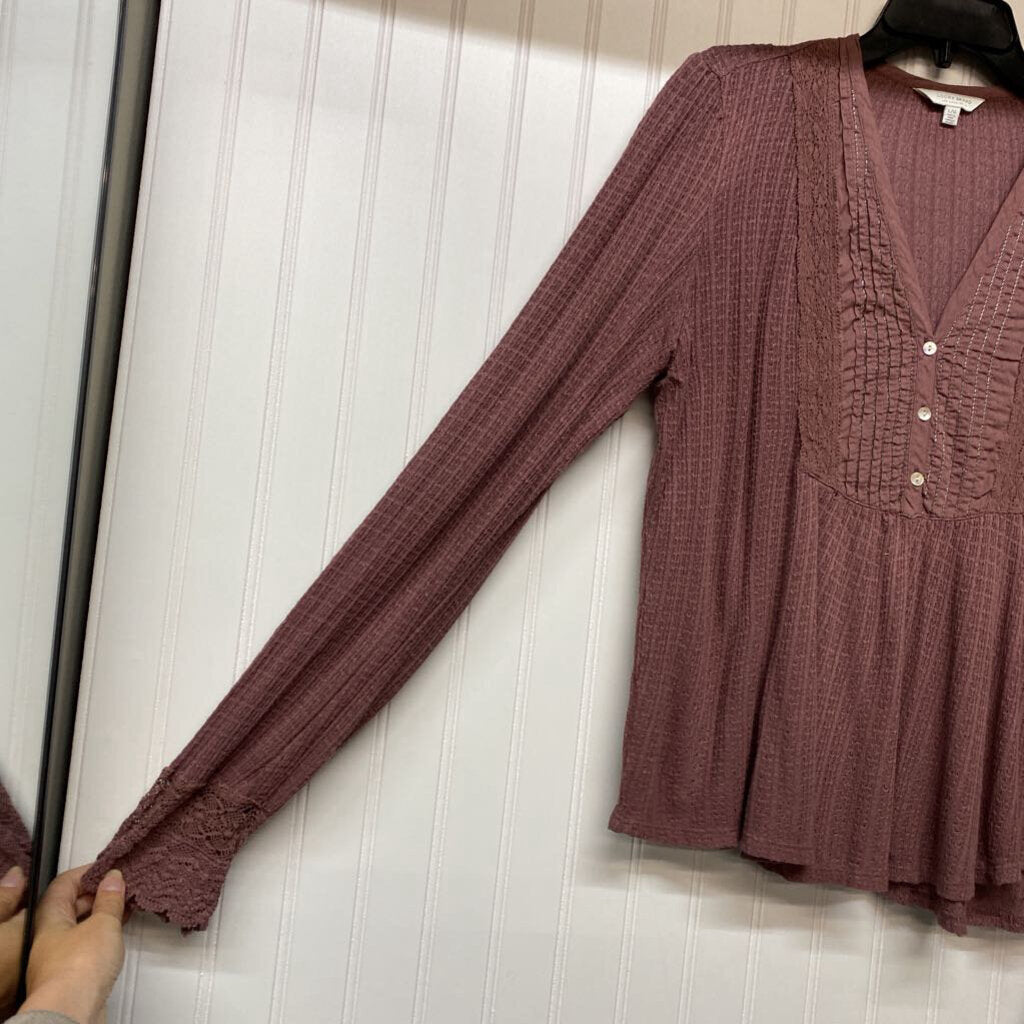 LONG SLEEVED TOP