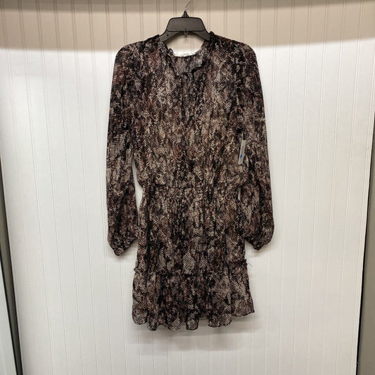 SHEAR SLEEVED DRESS