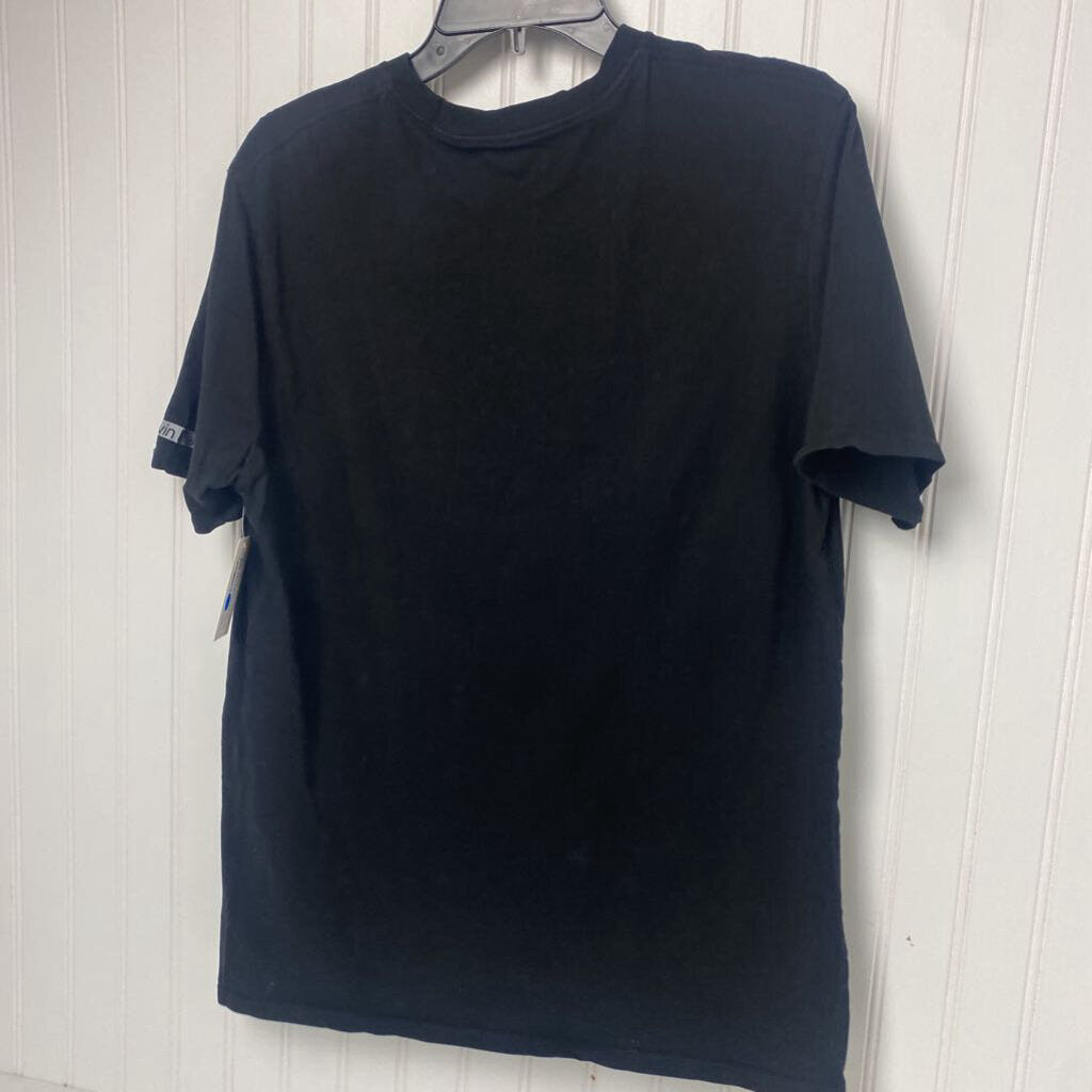 BASIC T-SHIRT