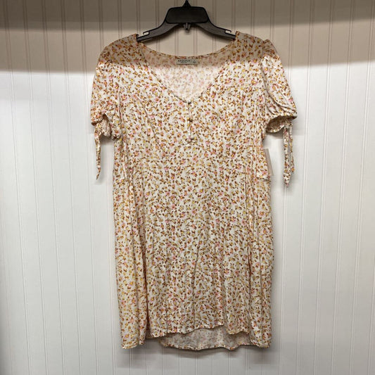 *SHORT SLEEVE 3 BUTTON DRESS