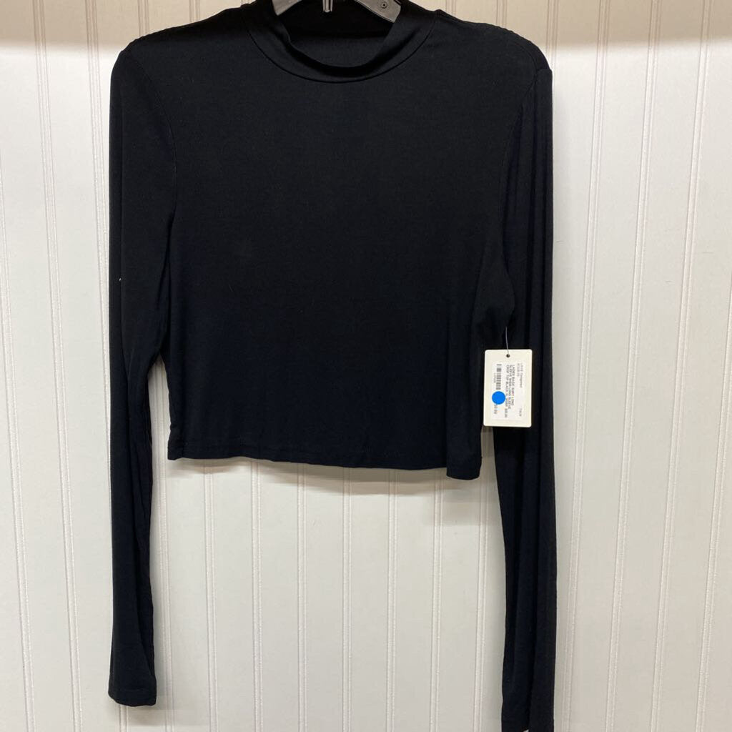 LONG SLEEVE CROP TOP