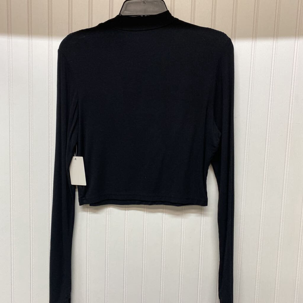 LONG SLEEVE CROP TOP