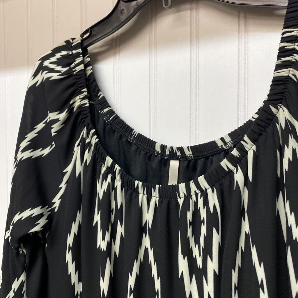 FLOWY LONG SLEEVED