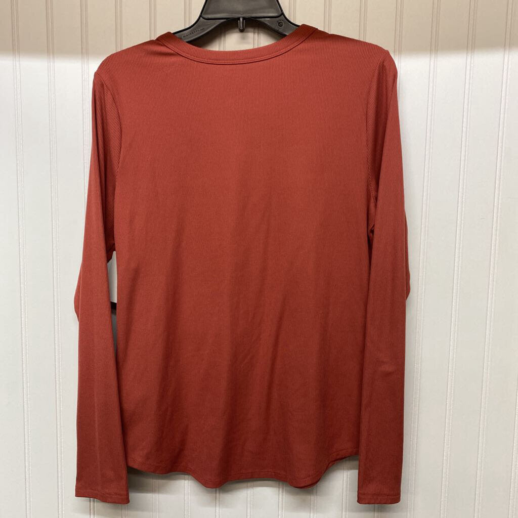 LONG SLEEVE KNIT TOP
