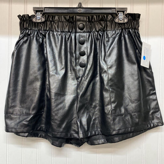 FAUX LEATHER SHORTS