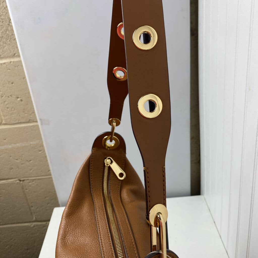 BROWN LEATHER PURSE