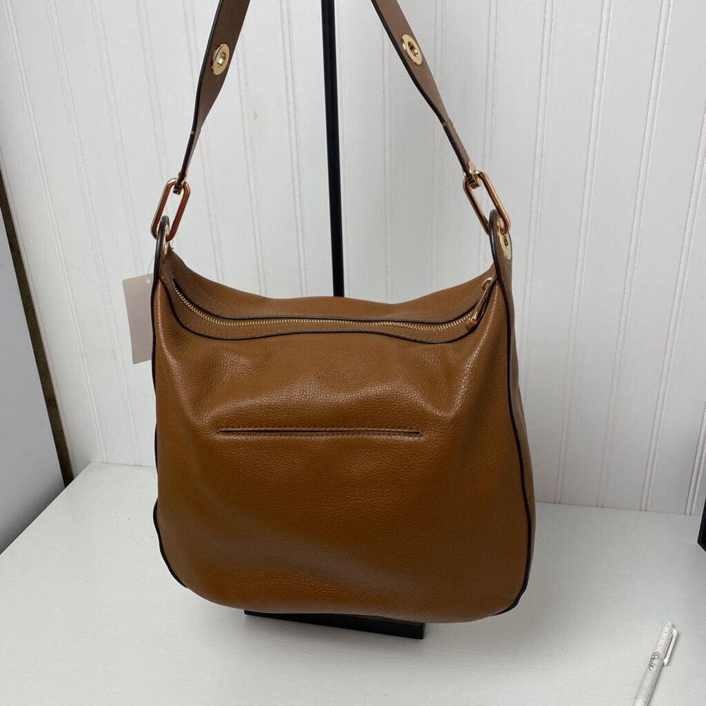 BROWN LEATHER PURSE