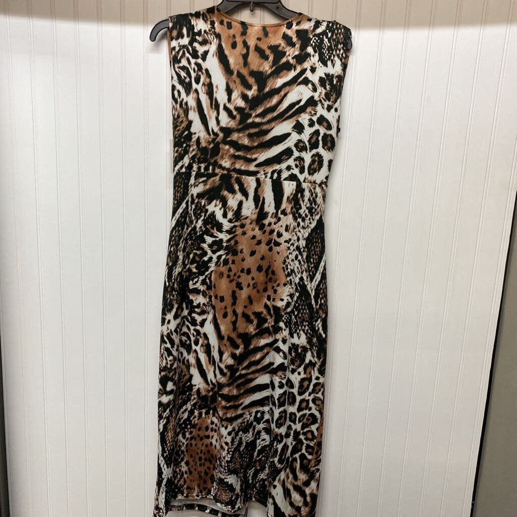 SLEEVLESS DRESS