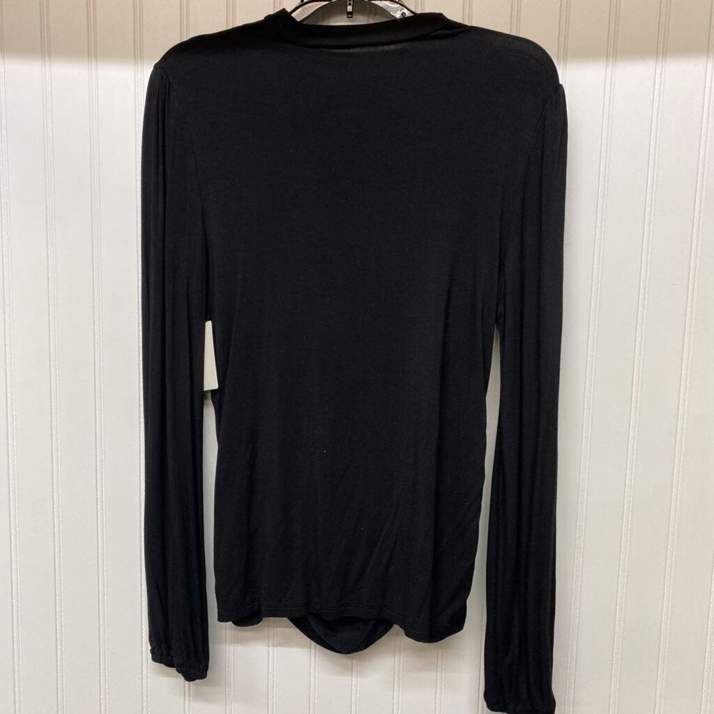 GATHERED FRONT TOP