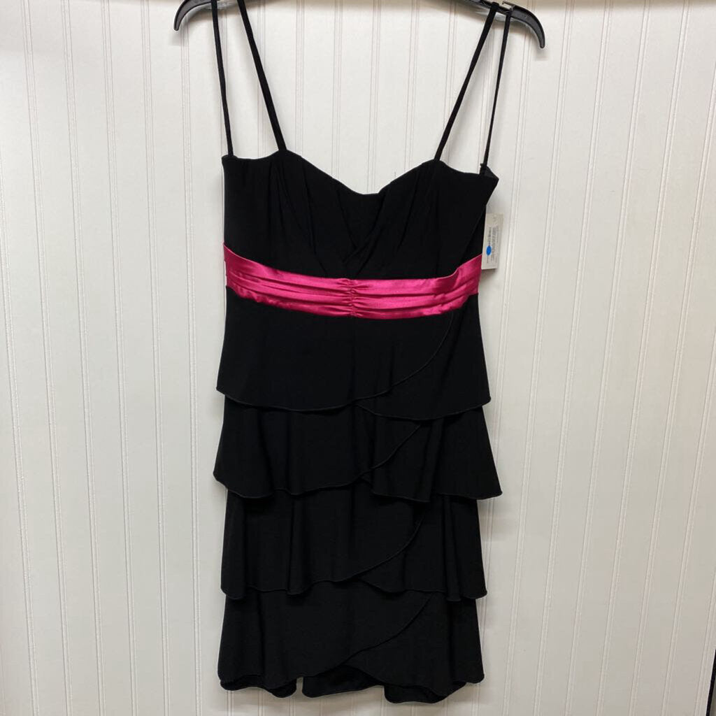 SLEEVELESS SHORT DRESS