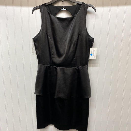 SHORT FORMAL DRESS