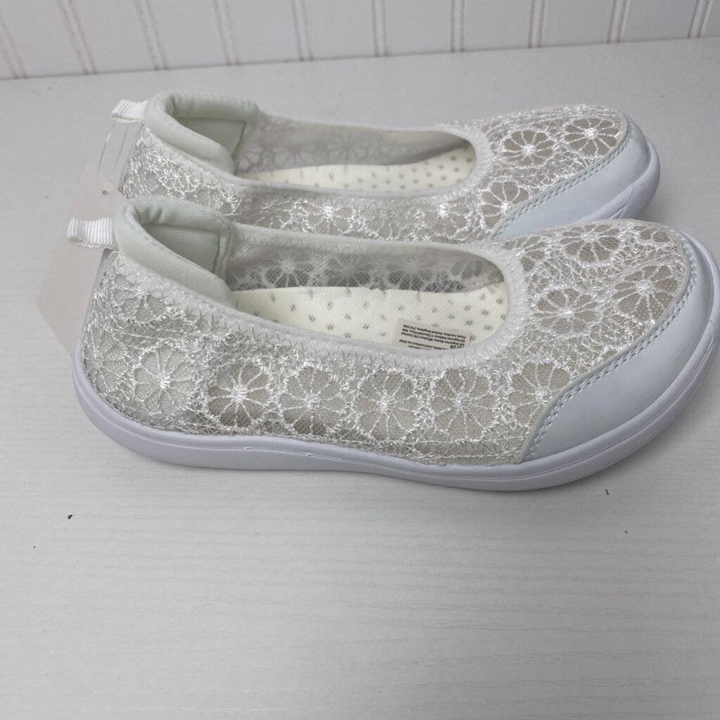LACE FLATS