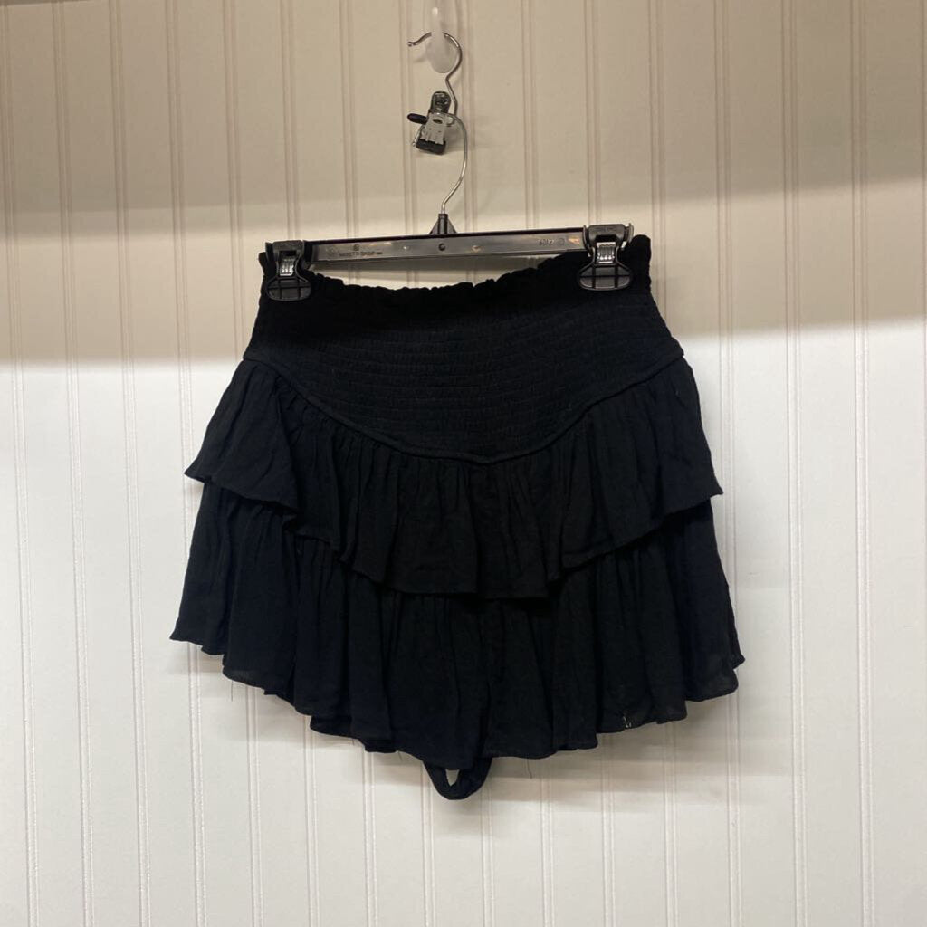RUFFLED SKORT