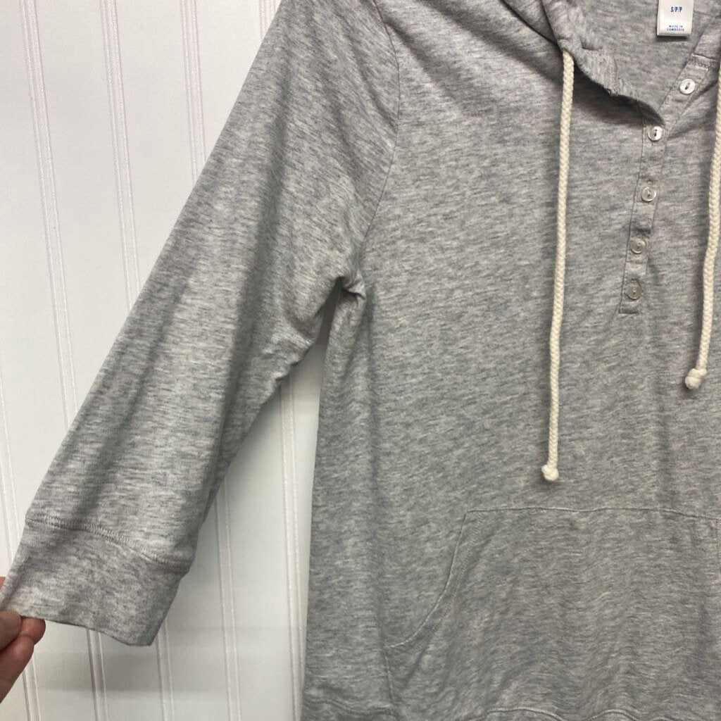HOODED KNIT LONG SLEEVED