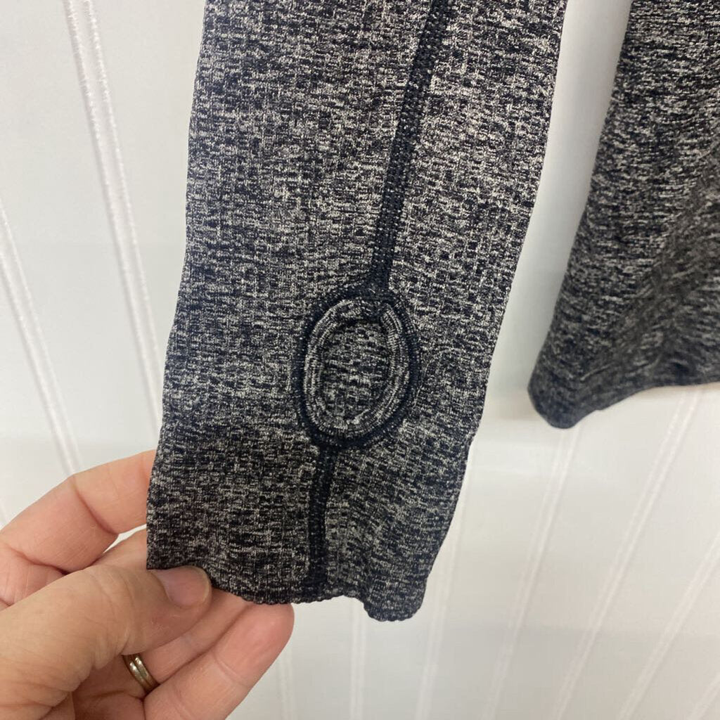 LONG SLEEVED TOP