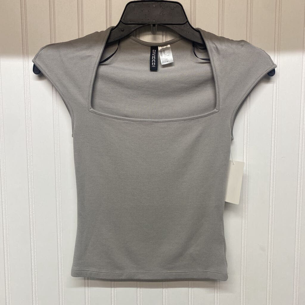SQUARE NECK CAP SLEEVED