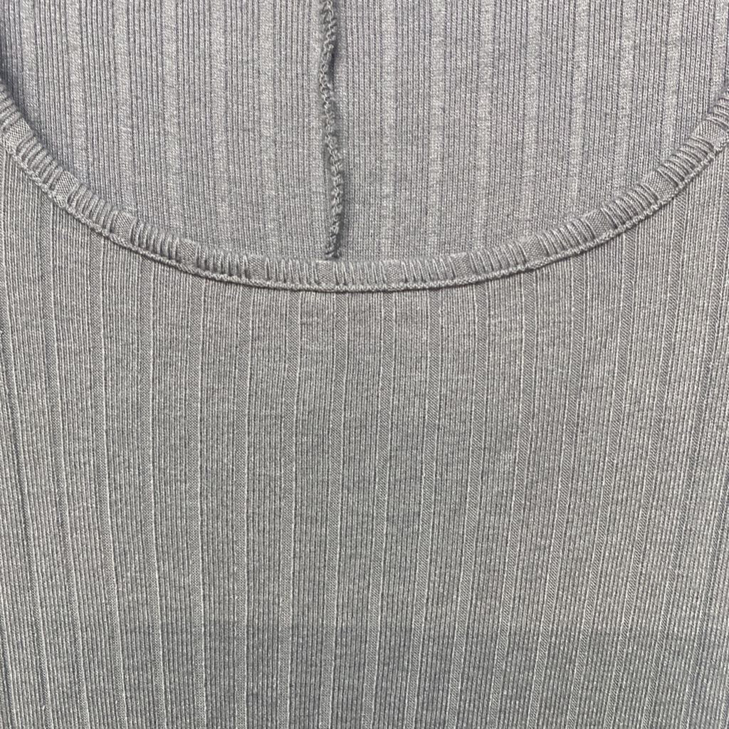 RIBBED LONG SLEEVE DRESS
