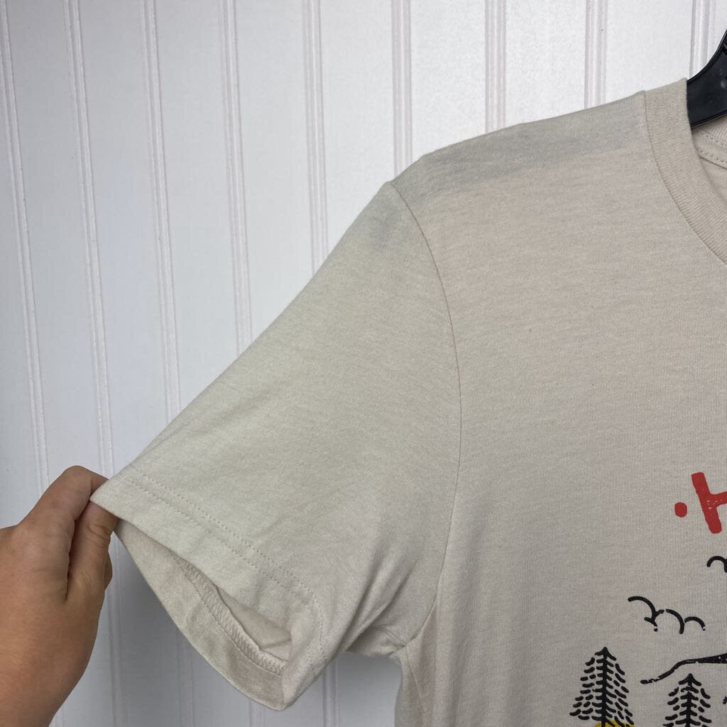 BEIGE GRAPHIC T