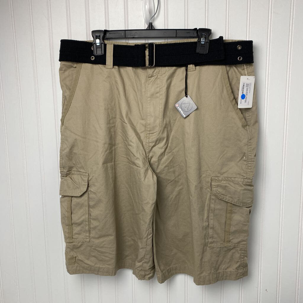 KHAKI SHORTS