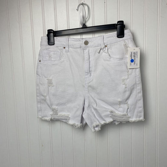 WHITE DENIM SHORTS