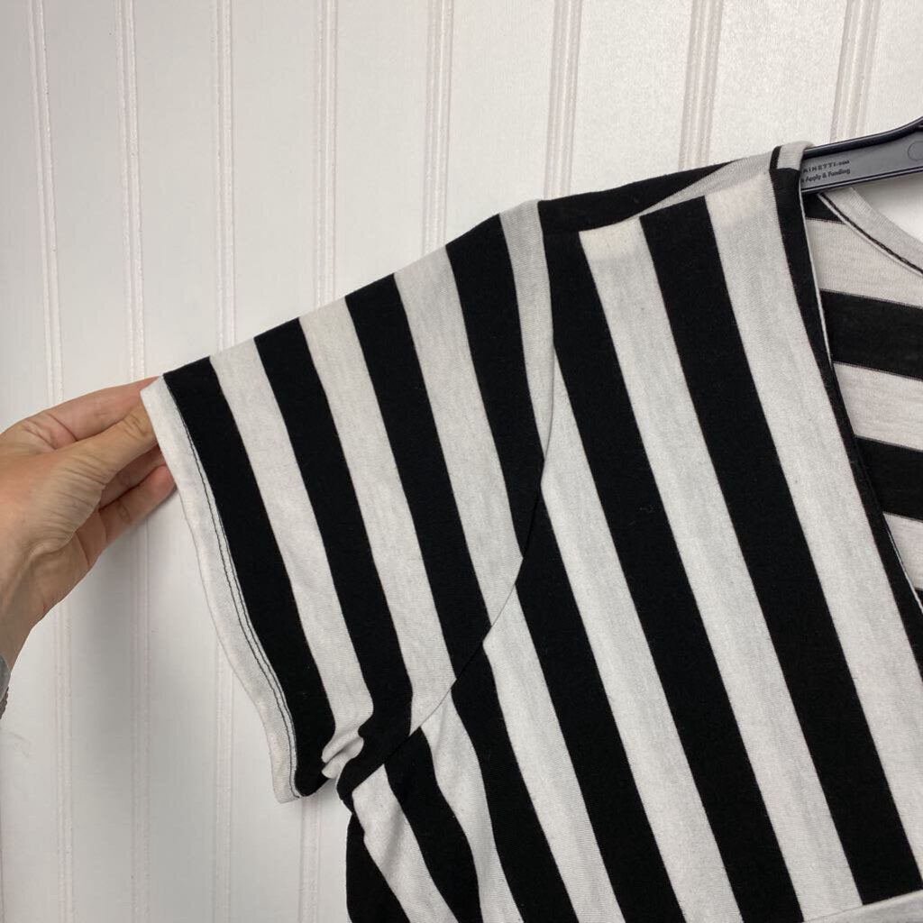 STRIPPED DRESS SHIRT