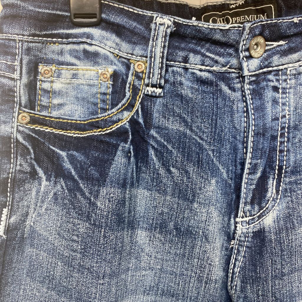 BOOT CUT JEANS