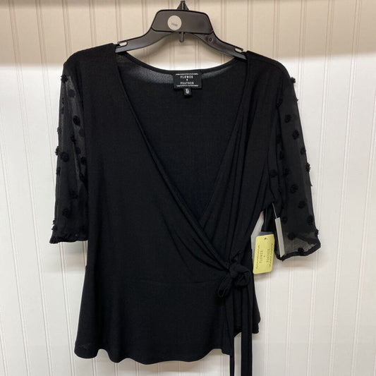SHORT SLEEVE WRAP TOP