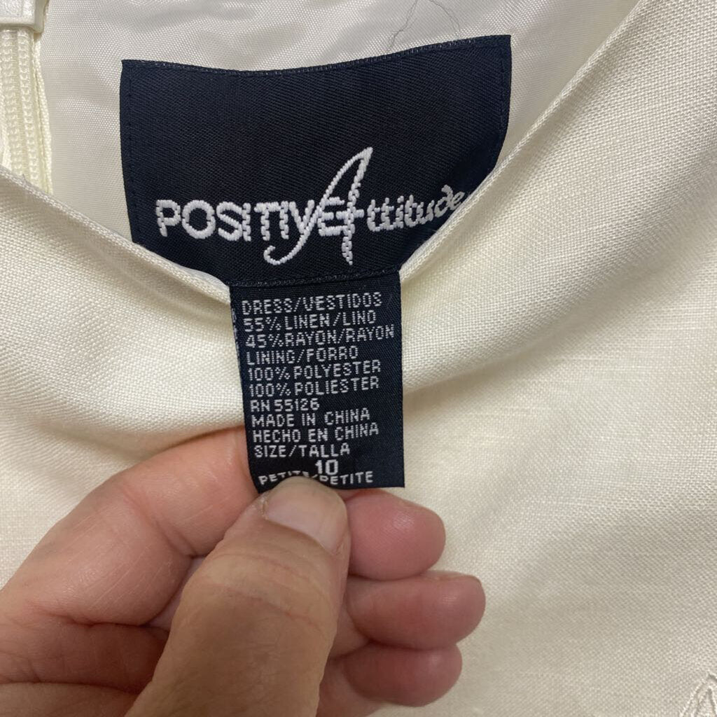 SHORT SLEEVE EMBROIDERED DRESS