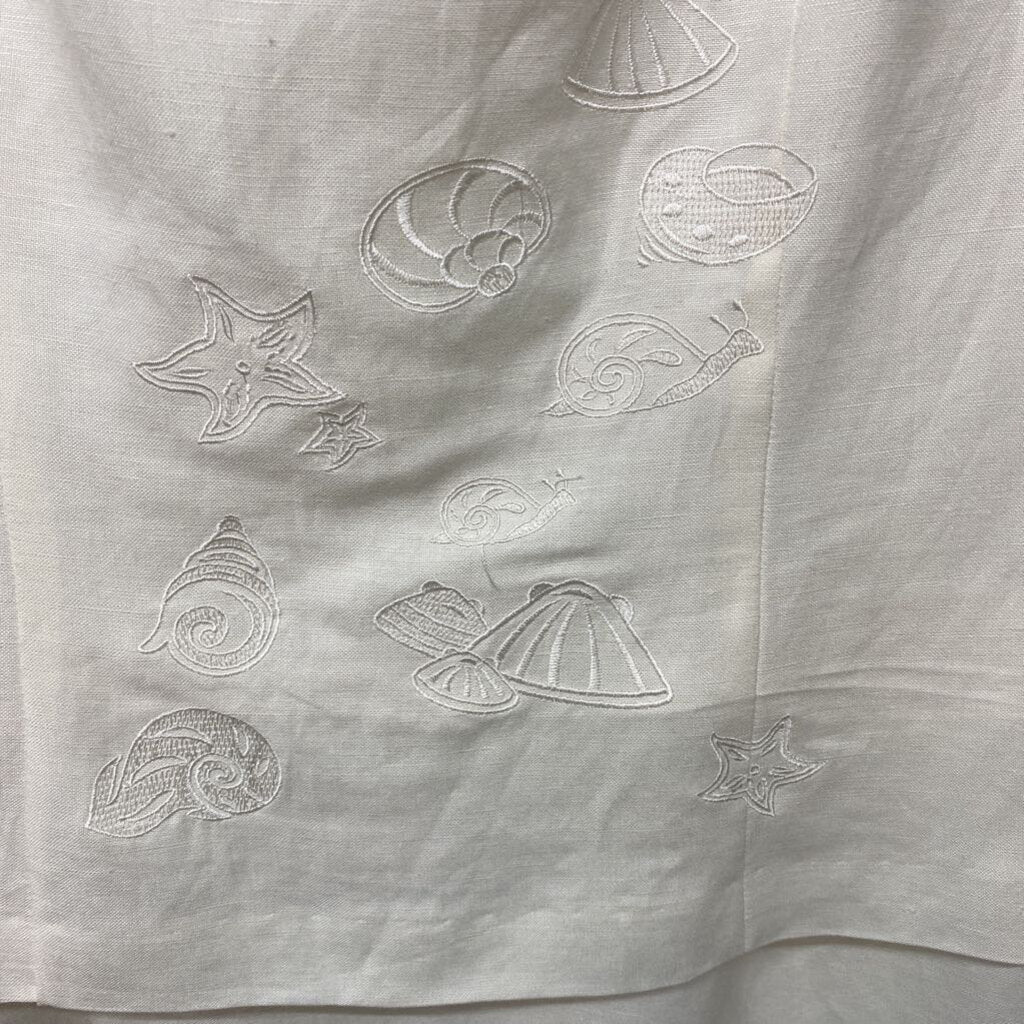 SHORT SLEEVE EMBROIDERED DRESS