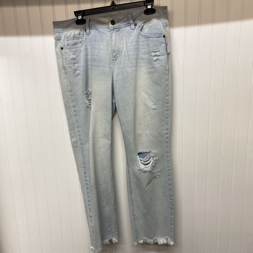 LADIES JEANS