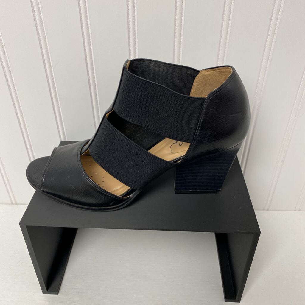 OPEN TOED HEELS