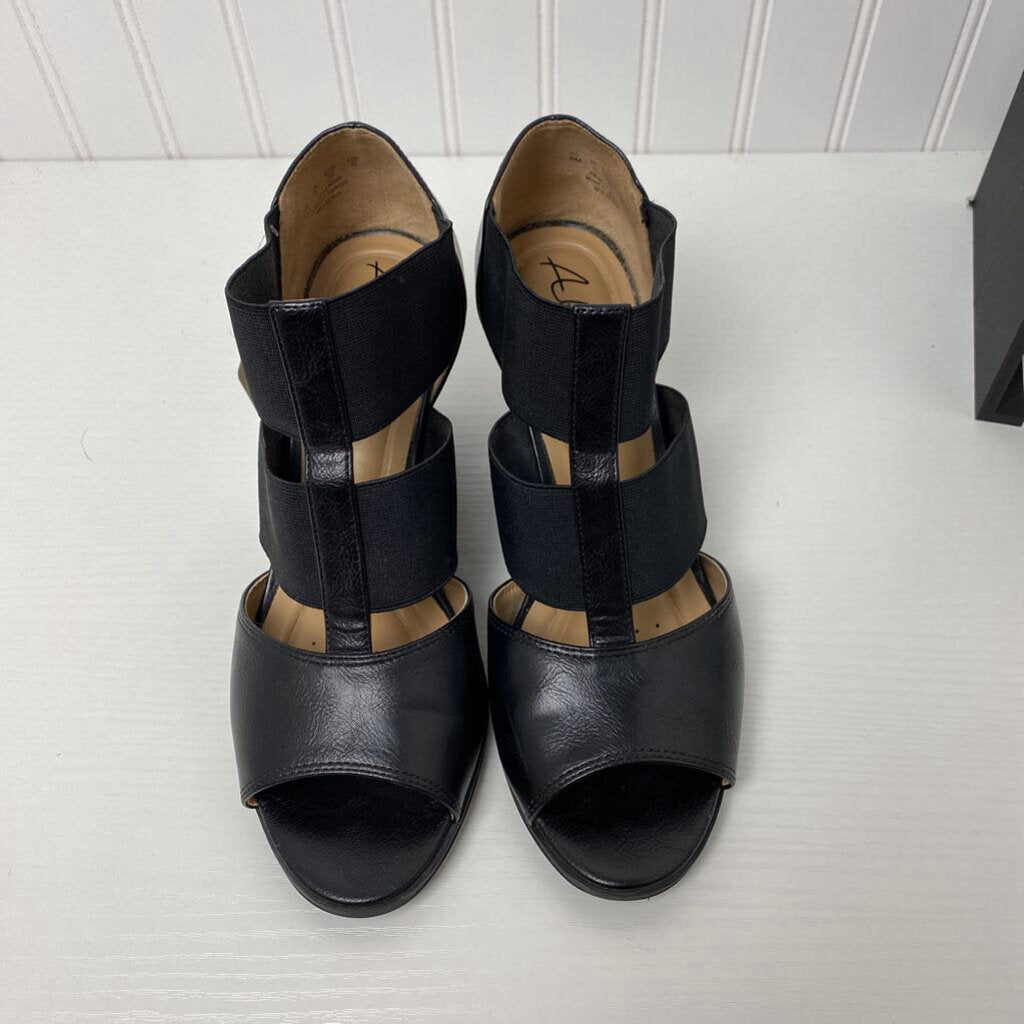OPEN TOED HEELS