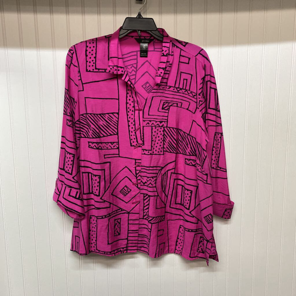 LONG SLEEVED DRESS SHIRT