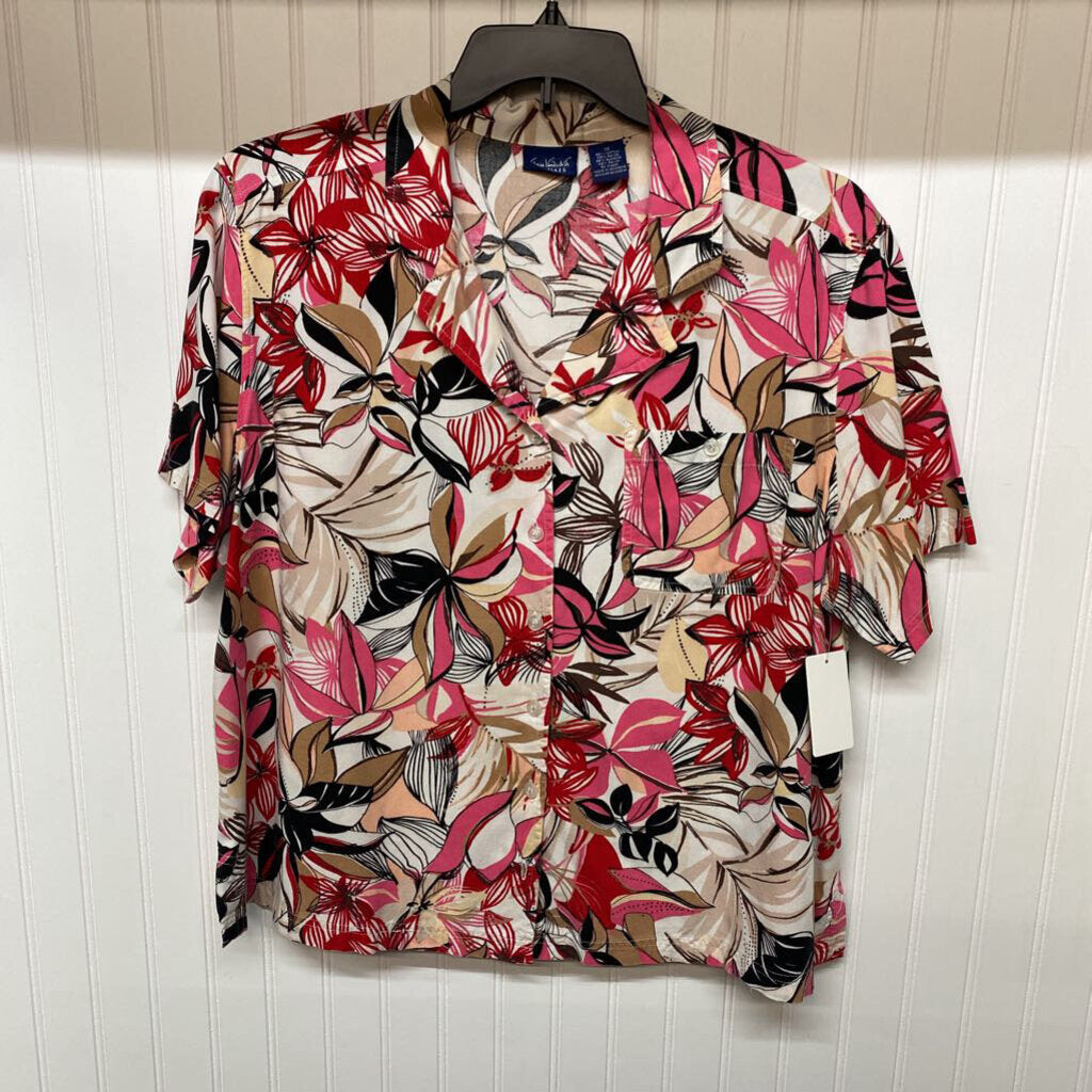 SHORT SLEEVE BUTTON DOWN SHIRT