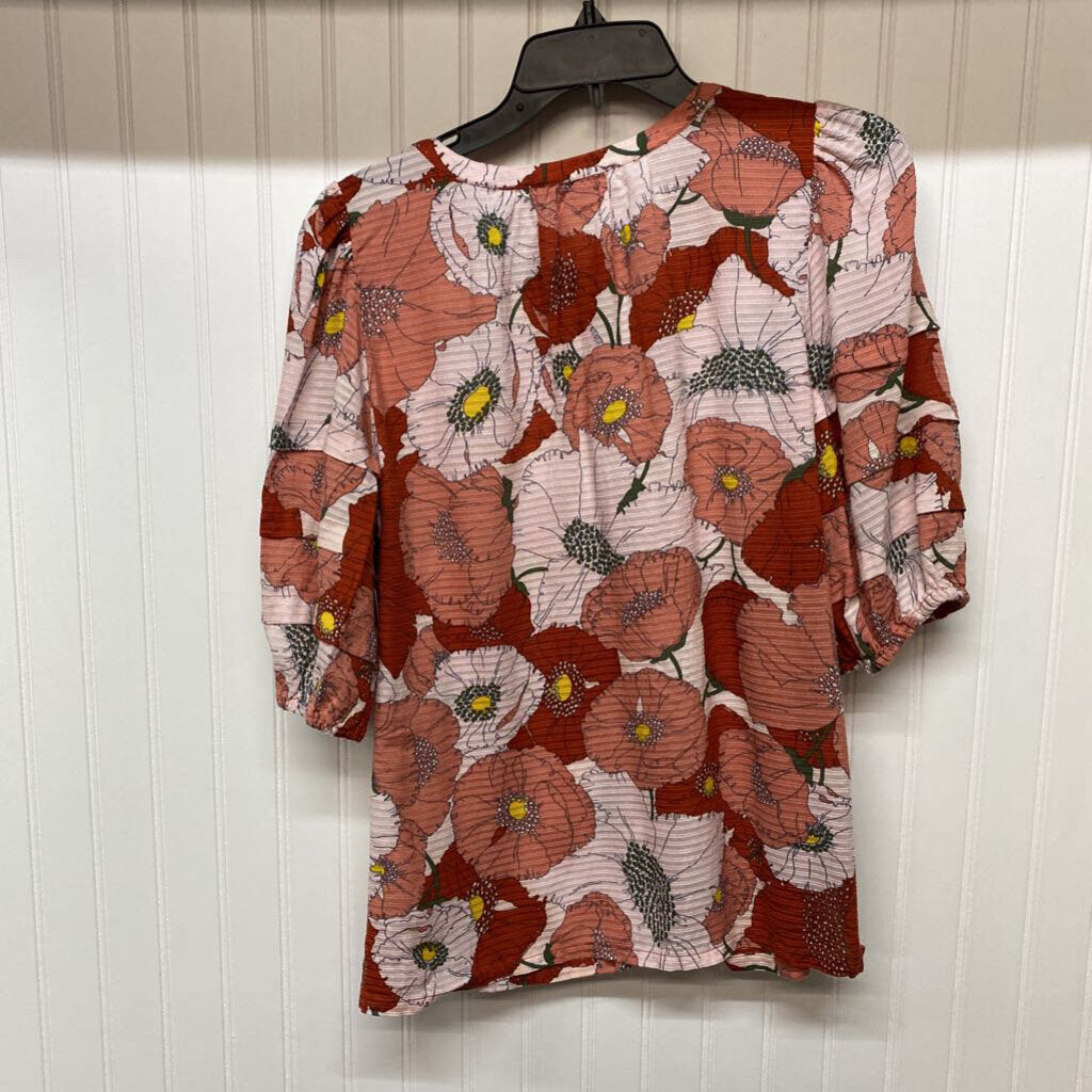 FLORAL SHORT SLEEVED