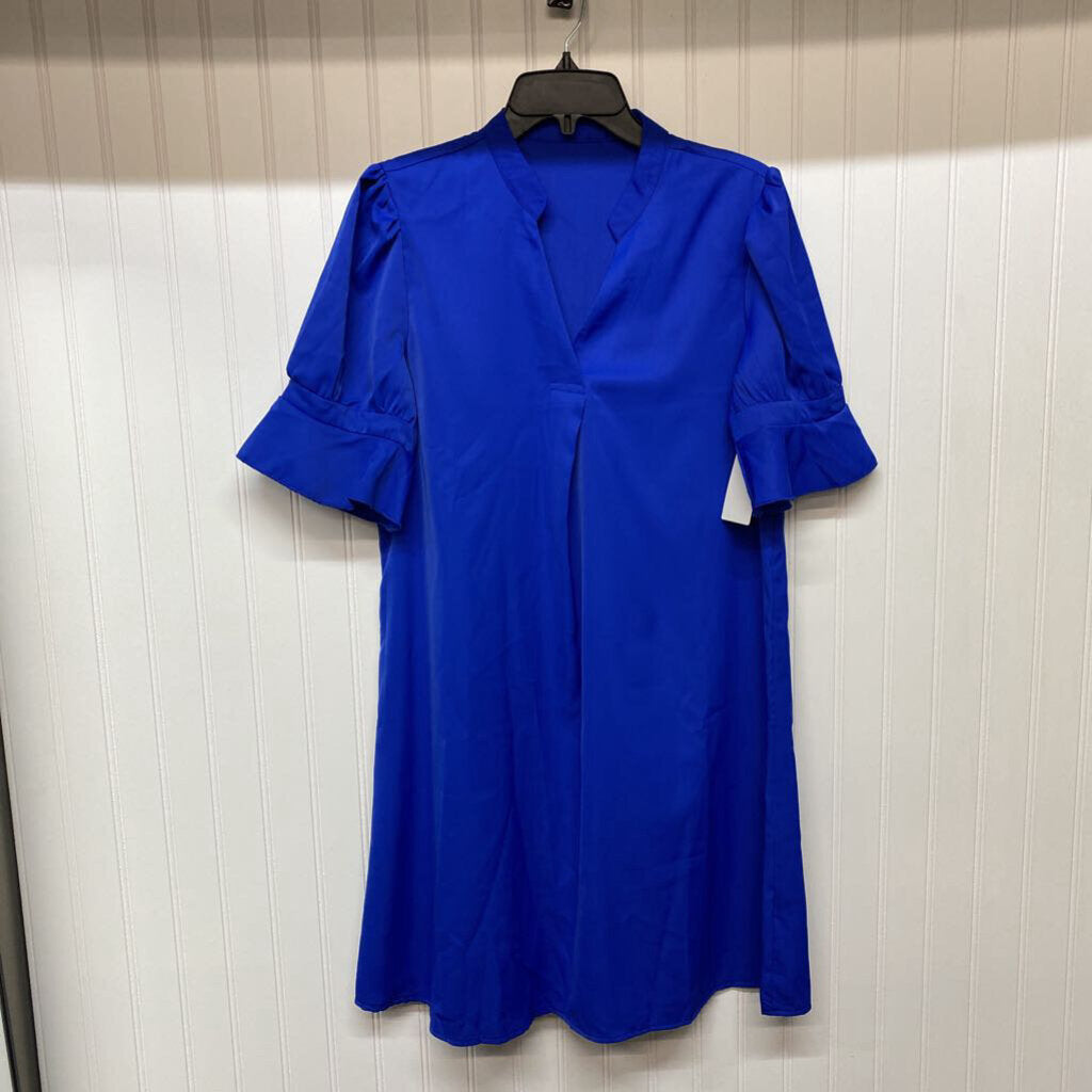 SHORT SLEEVED DRESS