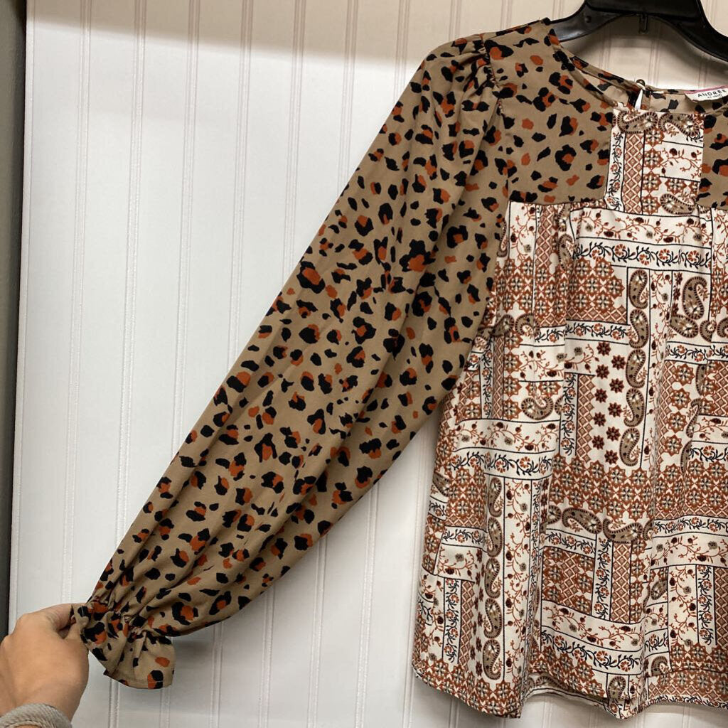 LONG SLEEVED TOP
