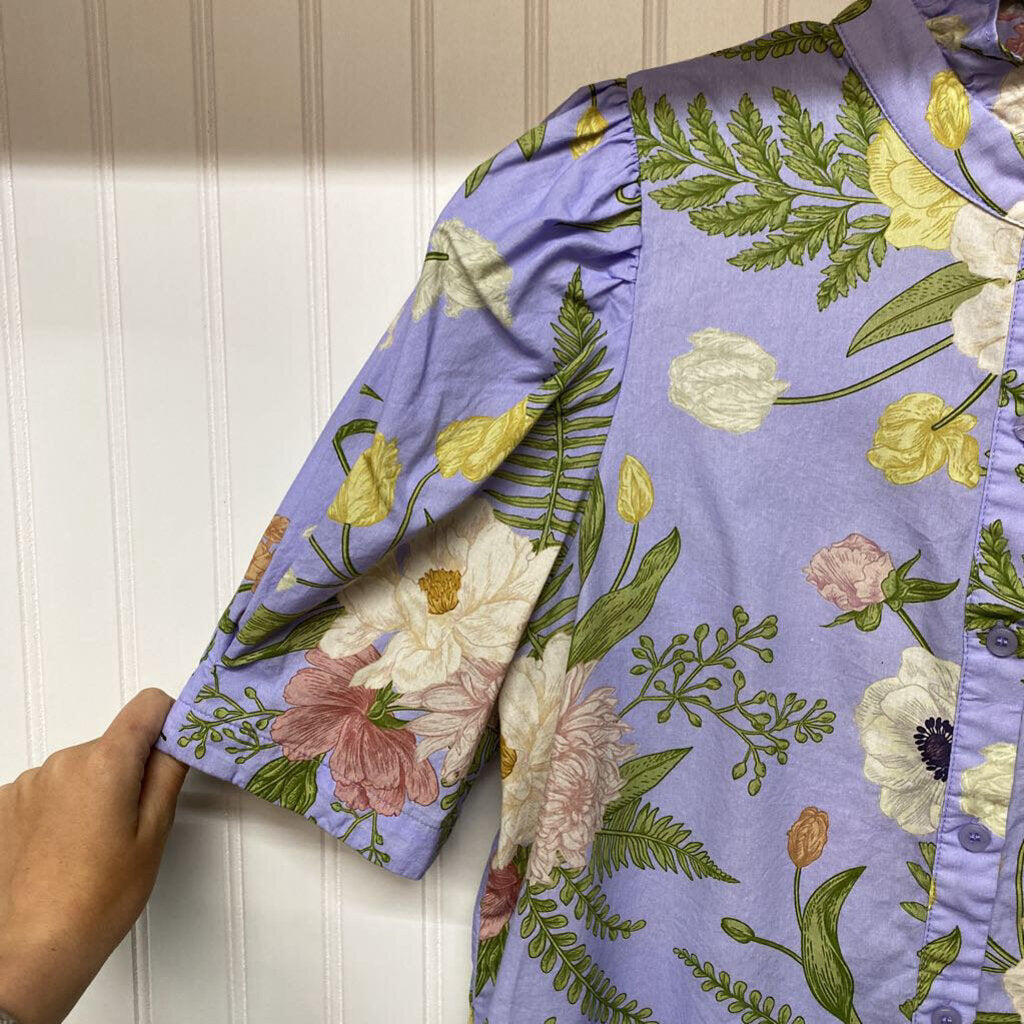 RUFFLED NECK FLORAL BUTTON DOWN