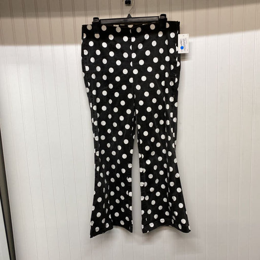 BLACK AND WHITE POLKA DOTS