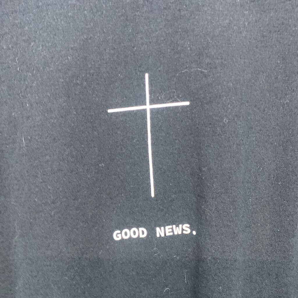 GRAPHIC TEE
