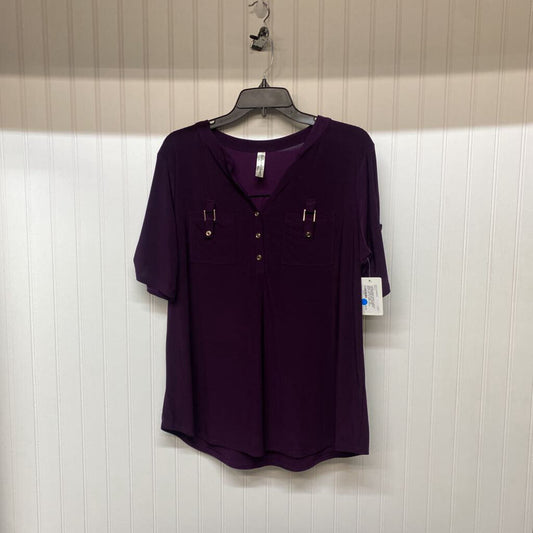 SHORT SLEEVE KNIT TOP
