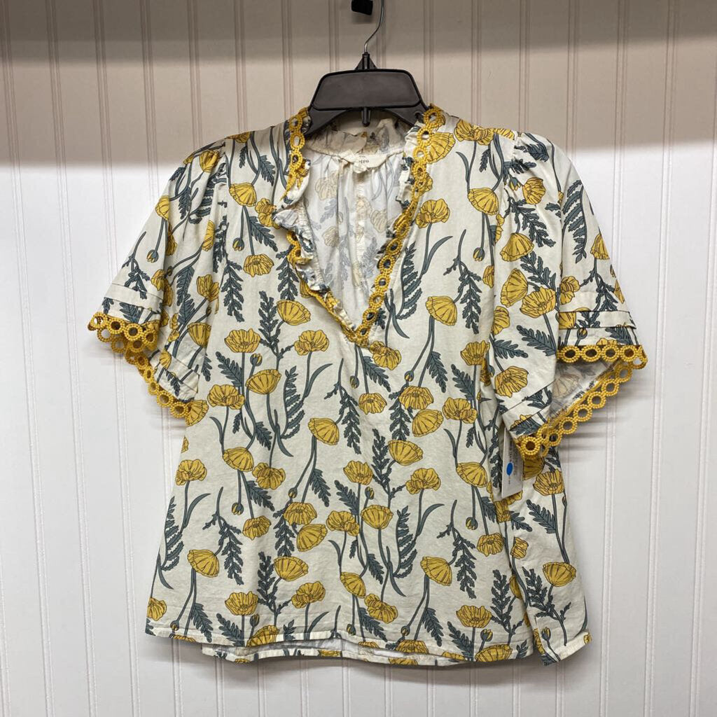 SHORT SLEEVE BLORAL PRINT TOP