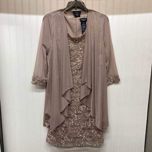 SHORT FORMAL DRESS