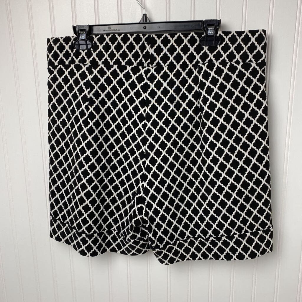 LADIES DRESS SHORTS