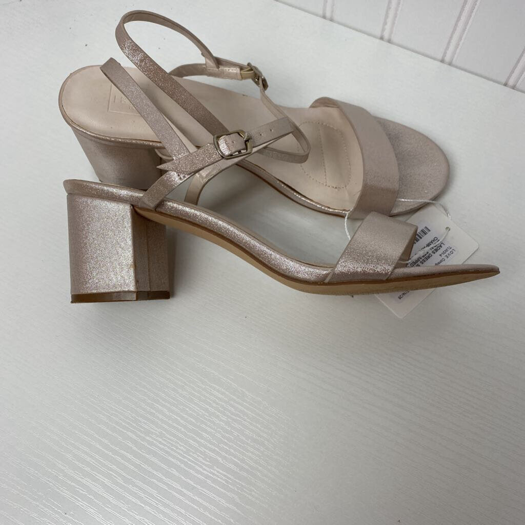 STRAPPED HEALS